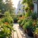 Petit jardin de balcon urbain avec plantes et fleurs colorées
